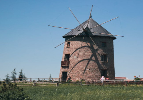 Waar kun je overnachten in een molen in Nederland voor een bijzonder weekendje weg